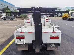 Camions de dépannage et de remorquage lourds DongFeng de 2 tonnes avec élévateur de roues et grue de sauvetage - Product Image 6