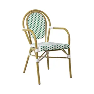 Hendry sedia da esterno tessitura sedili in corda tessuto Rattan verde impermeabile bracciolo da cortile sala da pranzo sedie da giardino in legno di Teak