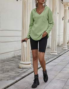 Hesayep Stock en gros automne <span class=keywords><strong>mode</strong></span> T-shirts femmes col en V à capuche à manches longues sweat cordon pull hauts - Product Image 4