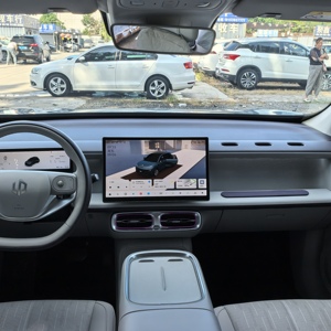 Leapmotor B10 SUV Elettrico Usato 2025 Automatico Trazione Anteriore 5 Posti Guida a Sinistra <span class=keywords><strong>Auto</strong></span> di Seconda Mano per Uso Familiare a Emissioni Zero - Product Image 4