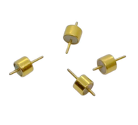 Conector SMA Hembra de 2 Orificios Desmontable con Brida, Diámetro de Brida de 0.48in, Espaciado entre Orificios de 0.328in, DC-27GHz con Aislador de Microondas