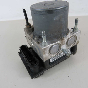 Centralita de Bomba ABS 0265800301 Peugeot 307 Mk1 2001-2005 (33132 63C-2-C-10c) - Product Image 1