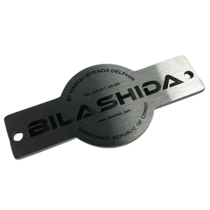 Benutzer definierte <span class=keywords><strong>3</strong></span>-Farben-Logo-Namensschilder Dickes Logo mit eingraviertem SS 304-Metall-Namensschild für Ihre Marke - Product Image 5