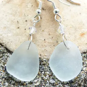 Comment faire des bijoux en verre de mer DIY Boucles d'oreilles en verre de mer Projets d'artisanat en verre de mer faciles