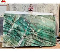 Comptoirs de luxe en quartzite vert émeraude royal cristal de fuchsite vert Gaya pierre naturelle translucide grande dalle granit du brésil