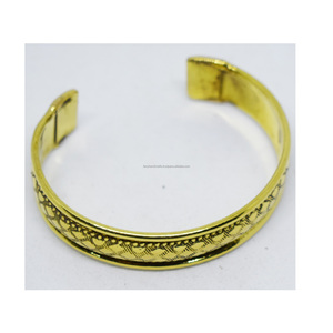 Brazalete ovalado vintage de cobre puro con diseño de serpiente musulmana victoriana de Boston de 1990, regalo para mujer, joyería de oro, regalo para esposa - Product Image 4
