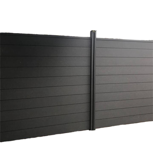 Valla de Jardín de Material Compuesto WPC Corey, Valla Deportiva Económica, Modelo 3D, Marco Metálico con Recubrimiento en Polvo, 6 pies de Altura - Product Image 1