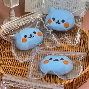 ของเล่นบีบรูปแมวสีฟ้าขนาด 7 ซม. แบบใหม่ สมจริง นุ่มมาก บรรเทาความเครียด ของขวัญสำหรับเด็กและผู้ใหญ่ ช่วยเพิ่มความสุข - Product Image 3