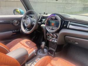 <span class=keywords><strong>Mini</strong></span> <span class=keywords><strong>CABRIO</strong></span> Artist Edition 2018, Auto Usado Convertible - Product Image 6