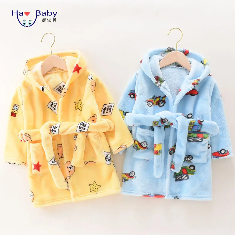 Hao Baby Kinder Bademantel Pyjama Winter Flanell verdickt und langes Nachthemd Kinder Kapuze Coral Velvet Home Service