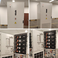 Système de stockage d'énergie par batterie C&I 125 kW 261 kWh, armoire ESS refroidie par liquide, stockage haute tension pour projets solaires et commerciaux
