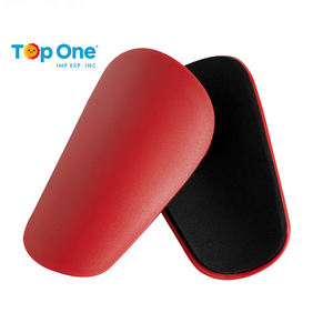 Top One Sports Gym Protection sécurité personnalisé petit protège-tibias Shinpads 8*5cm Mini Football protège-tibias coussinets dans le Football - Product Image 1