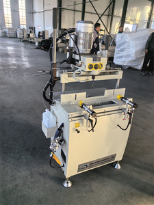 Machine <span class=keywords><strong>de</strong></span> fraisage et <span class=keywords><strong>de</strong></span> copie monotête pour la fabrication <span class=keywords><strong>de</strong></span> fenêtres en aluminium, <span class=keywords><strong>PVC</strong></span> et UPVC, prix usine - Product Image 3