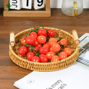 Nordischer Umweltfreundlicher Handgefertigter Runder Brotkorb aus Kunststoff und Weide mit Griff für Picknick, Obst und Aufbewahrung im Wohnzimmer - Product Image 3