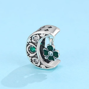 Abalorio Colgante de Plata S925 con Luna Creciente Hueca, Trébol Esmaltado y Circonita Verde, Estilo Vintage, para Pulsera de Cadena de Serpiente, Regalo para Mujer - Product Image 4