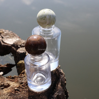 Flacons de parfum en verre transparent de luxe, diffuseur à bâtonnets 30ml 50ml, pulvérisateur à pompe doré, sceau, impression sérigraphique, forme cylindrique, emballage carton