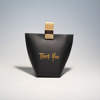 Nouveauté Boîtes à bonbons de remerciement Noir et blanc Minimaliste Boîtes de faveur de mariage Boîtes cadeaux estampées à chaud Thanksgiving Vente en gros