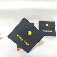 Pochette à rabat en microfibre de velours noir véritable pour emballage de bijoux (colliers, bagues, boucles d'oreilles) – Vente en gros usine, plusieurs tailles disponibles