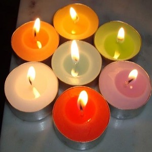 Candele <span class=keywords><strong>Tealight</strong></span> Bianche Senza Profumo, Confezione da 100 Pezzi - Product Image 5