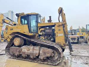 Bulldozer sur chenilles Caterpillar CAT D8R d'occasion, en excellent état et performant, disponible en stock. - Product Image 2