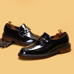 Mocasines para Hombre de Piel de Becerro Pulida con Suela Gruesa, Zapatos de Cuero Casuales de Negocios, Estilo Británico Vintage, Sin Cordones - Product Image 4