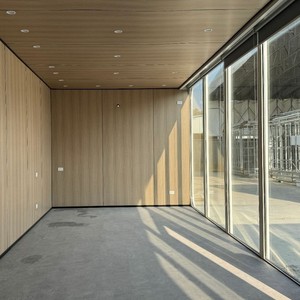 Tienda Moderna en Contenedor, Diseño Modular Rectangular para Uso en Exteriores - Product Image 3