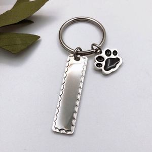 Llavero en blanco para huellas de pata, personalizable DIY, de acero inoxidable, con forma de casa, corazón o rectángulo, tipo placa de identificación para perro, para grabar logotipo - Product Image 5