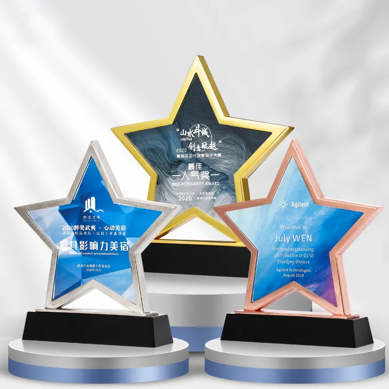 Aangepaste Stervorm Kleurendruk Award Trofeeën K9 Kristalglas Gekleurde Voetbalcompetitie Kampioenschapstrofee Met Metaal
