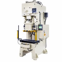 Presse hydraulique avec rideau lumineux de sécurité moteur, cadre vertical, usinage CNC pour le poinçonnage industriel des métaux