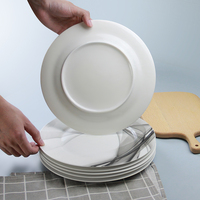 Assiettes à dîner en porcelaine fine imprimées sur mesure, assiettes à tapas, pâtisseries et salades à motif peint à l'encre pour événements festifs