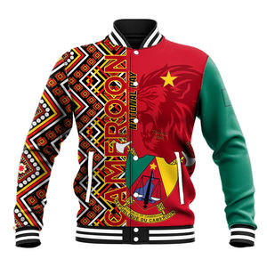 Chaqueta de Béisbol de Camerún para Hombre - Rojo/Verde, Escudo, Mangas con Estampado Africano, Puños y Dobladillo de Punto, 'TRAVAIL LIBERTE PATRIE' - Product Image 1
