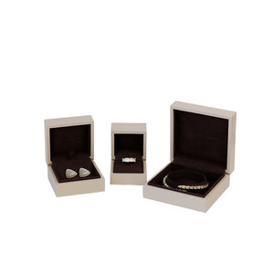 Excelente calidad forro de terciopelo brazalete caja de almacenamiento pendientes estuches de joyería conjunto con madera <span class=keywords><strong>GVP</strong></span> - Product Image 6