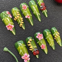 Lot de 10 faux ongles en gel souple peints à la main, courts, en forme d'amande, avec fleurs 3D en gel, épais, en acrylique, pour revendeurs en gros