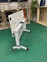 Vente directe d'usine Mobilier de bureau en alliage d'aluminium épaissi de haute qualité Table de formation simple et durable