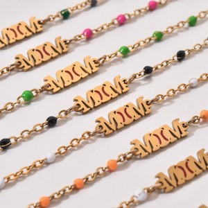 Nouvelle arrivée fête des mères et cadeau d'anniversaire émail perle de rocaille maman lettre Bracelet bijoux Bracelets en acier inoxydable pour les femmes - Product Image 3
