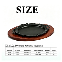 Piring Sizzler Oval Enamel Cast Iron 19/24cm dengan Alas Kayu, Motif Bunga, Aman untuk Kompor, Cocok untuk Restoran & Rumah, OEM Custom