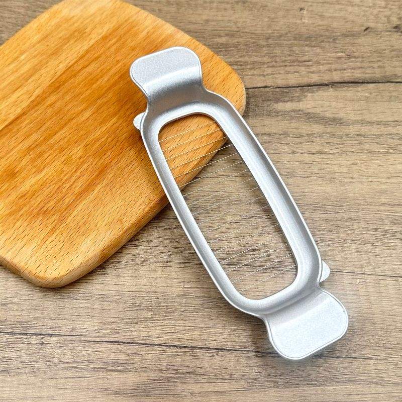 การสั่นสะเทือนพื้นผิวสีเงิน