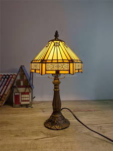 Lámpara de Mesa de Vidrio Estilo Tiffany Retro de 12 Pulgadas, Lámparas de Araña Hechas a Mano, Lámparas Colgantes para Sala de Estar, 100V-240V 2700K - Product Image 6