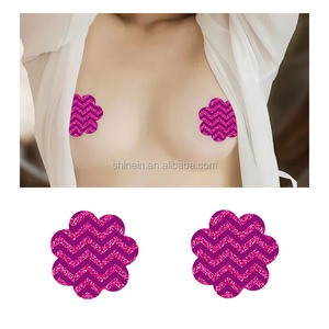 แผ่นปิดจุกนมแบบเซ็กซี่สำหรับผู้หญิง ลายดอกไม้สีชมพูวิ้งๆ - Product Image 1