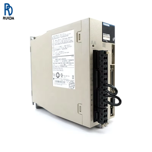 Amplificador de Servoaccionamiento de un Solo Eje SGD7S-5R5A00A Confiable para - Product Image 1