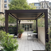 Pergola Bioclimatique Motorisée Écologique en Aluminium Sweet Home avec Toit à Lames Rétractables pour Extérieur, Abri de Jardin Imperméable et Naturel
