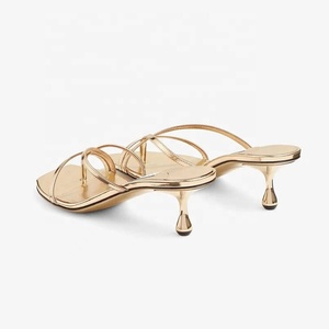 Mules dorées à talons fins pour femme, sandales à lanières croisées, style tong, pour l'été - Product Image 2