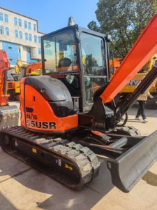 Excavatrice Hitachi Zx55usr d'occasion de fabrication japonaise, de bonne qualité, Hitachi Zx55usr d'occasion sur chenilles - Product Image 3