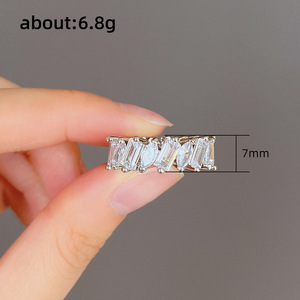 Anello Quadrato Marquise da Donna, Stile Lusso per Pendolari, Accessorio Moda da Dito, Regalo - Product Image 5