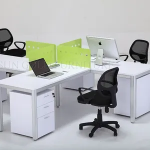 Modern Stasiun Kerja Kantor Partisi Tinggi dan Kubus untuk 4 Orang Grosir Furnitur Kantor Komputer Kantor Pembagi Kerja