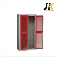 Armoire de rangement métallique ventilée en acier robuste avec porte en maille rouge pour garage, atelier, usage industriel et vestiaire d'employés