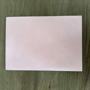 Rollo de Papel Autocopiativo NCR Verde Amarillo de 50 g/m² de Calidad Premium para Uso Bancario, Telecomunicaciones y Envíos Express - Product Image 1