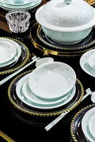 Assiettes plates rondes en céramique blanches de luxe modernes en gros pour la maison, l'hôtel, les mariages et les fêtes