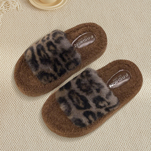 Chaussures de marche à plateforme épaisse pour femme, originales et de haute qualité, lumineuses, pour l'hiver, avec semelle souple massante, idéales pour le printemps - Product Image 5