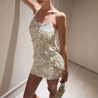 Robe fourreau moulante sans bretelles pour femme de 26 ans, design sexy dos nu, sequins audacieux, en polyester lavable, idéale pour l'été et la plage